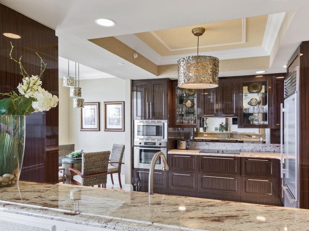 Ritz Carlton Luxurious Residence On Singer Island 里维埃拉海滩 外观 照片