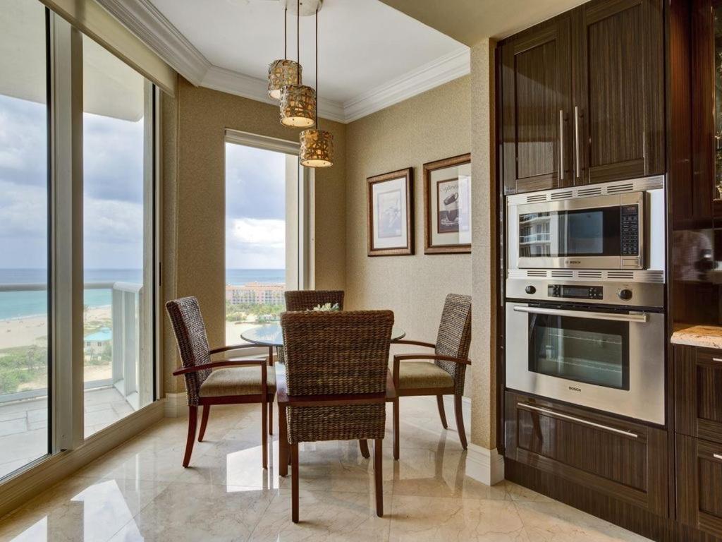 Ritz Carlton Luxurious Residence On Singer Island 里维埃拉海滩 外观 照片